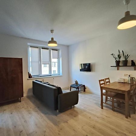 Parrot'S Apartment Krakow Bagian luar foto